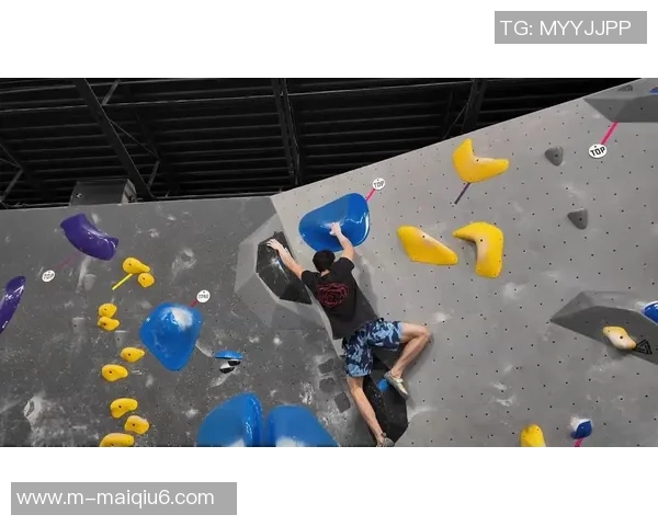 实时新闻科学攀岩力量训练方法解析助你提升攀爬技巧与体能表现